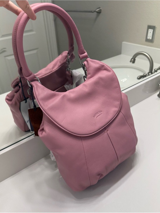 American Leather Co. Handbags - Chic Pink Convertible Backpack Bag 🌸NWT🌸